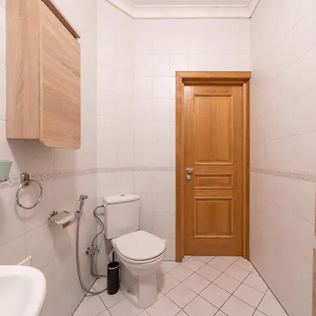 Large 3br With Balcony 5 Min To Old Town By Tram Apartment Riga